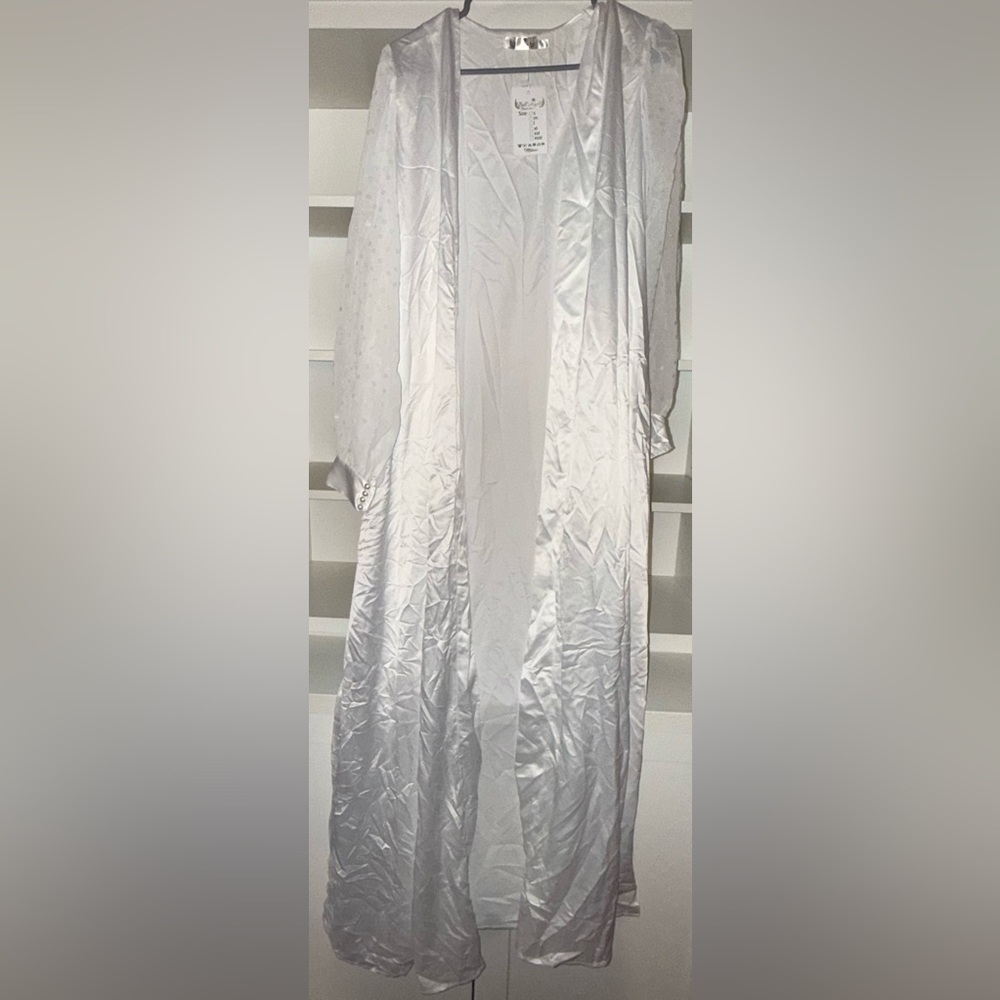 Bell’Angelo White Satin bridal robe